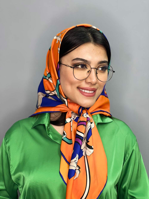 عینک طبی زنانه مشکی چندضلعی بلوکات